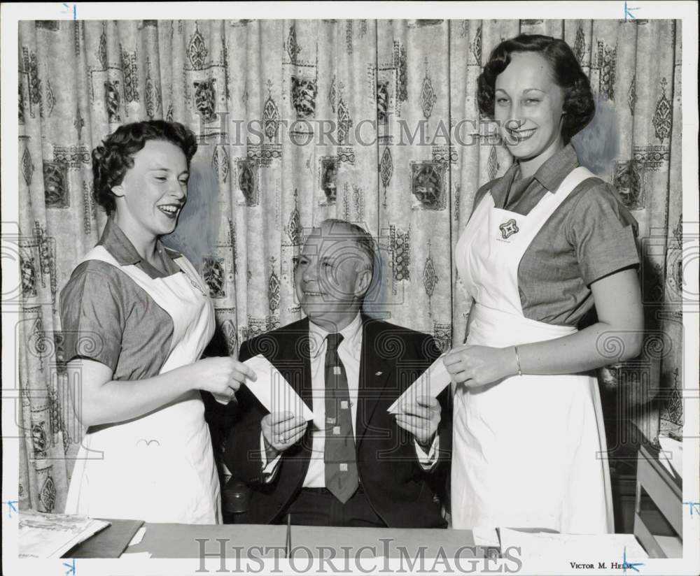 1956 Press Photo K.M. Wald presents scholarships to Diana O&#39;Neal, Barbara Taylor- Historic Images