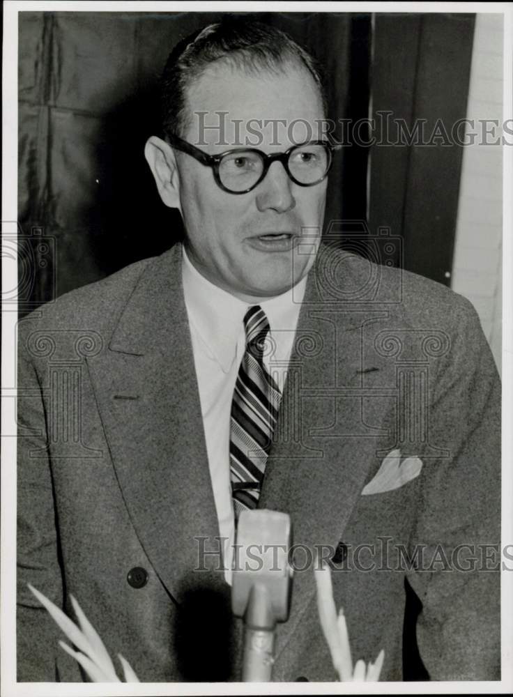 1959 Press Photo Charles Fleetwood, Prudential Insurance Company vice president- Historic Images