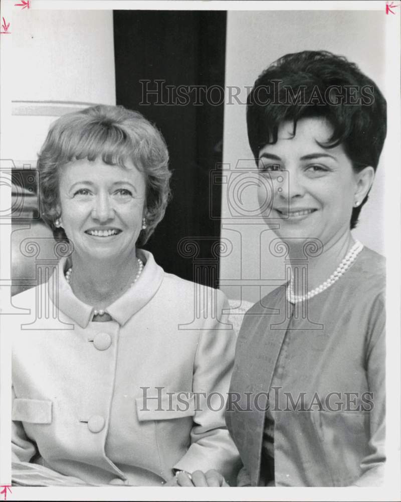 1965 Press Photo Mmes. E.A. Rossi and George Gatoura, Delphian Past Presidents- Historic Images