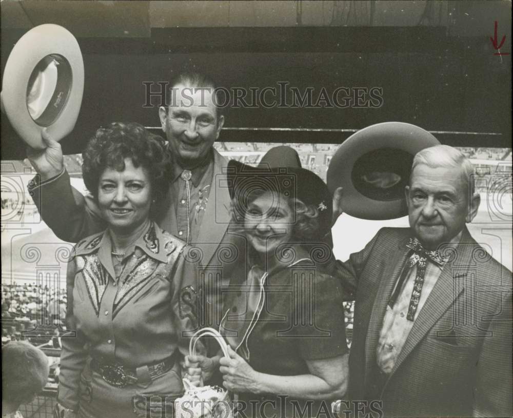 1969 Press Photo Mr. and Mrs. Paul DeMotte host rodeo festival guests in Houston- Historic Images