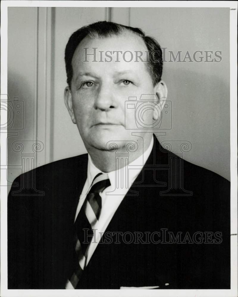 1954 Press Photo Homer Henderson, Bank of Southwest Vice President. - hpa94118- Historic Images