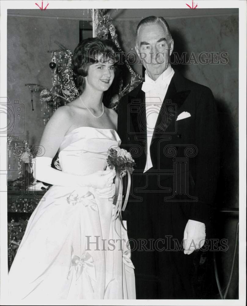 1959 Press Photo Ellen Olsen and father, Olaf La Cour Olsen at debut dance.- Historic Images