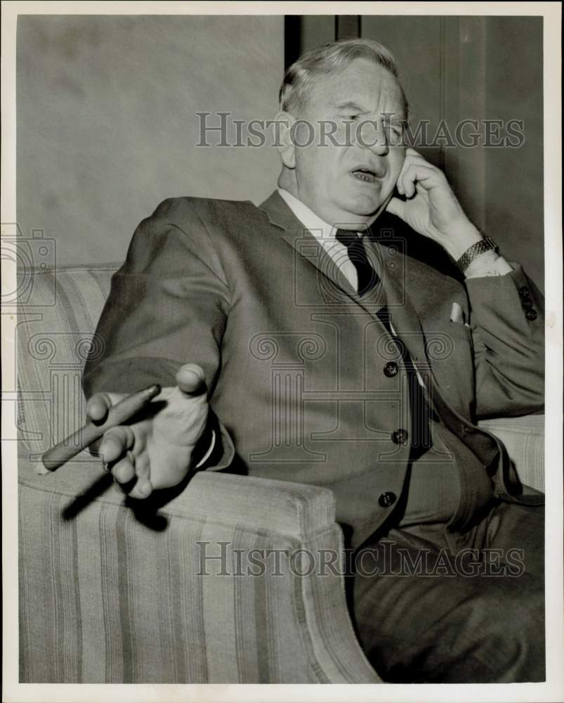 1965 Press Photo Orville Rush, Shriners&#39; Deputy Imperial Potentate interviewed.- Historic Images