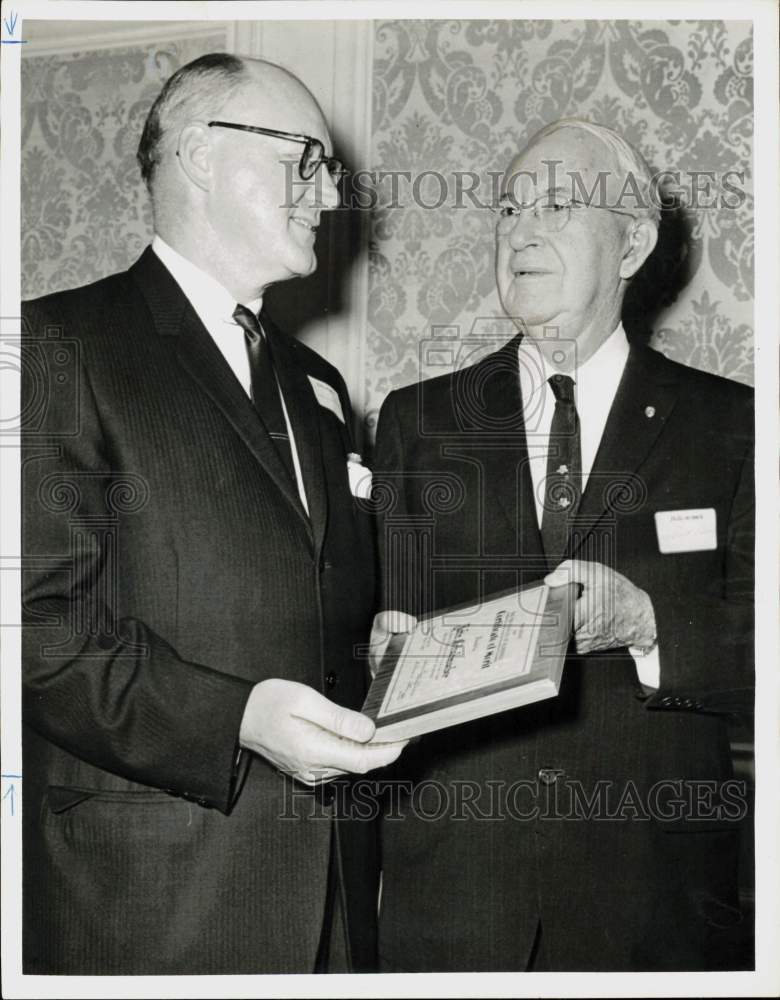 1964 Press Photo John Schumacher, Dr. Everett Goar, Blindness Prevention meeting- Historic Images