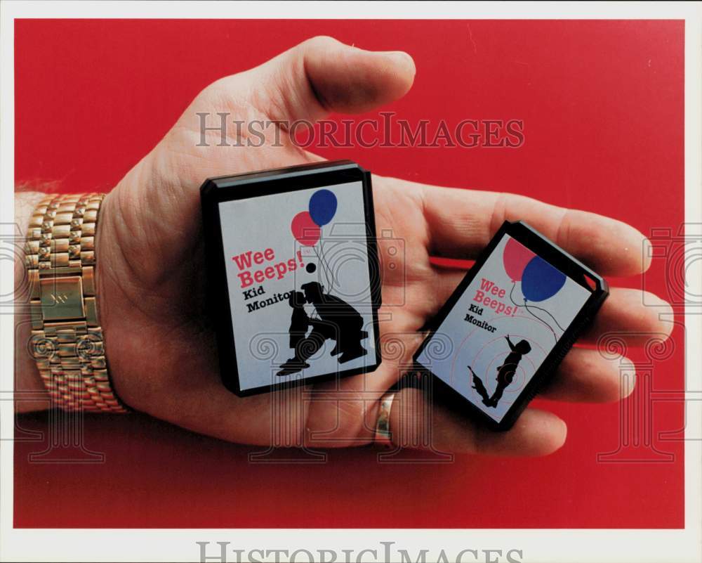 1994 Press Photo Wee Beep paging devices for child monitoring. - hpa96729- Historic Images