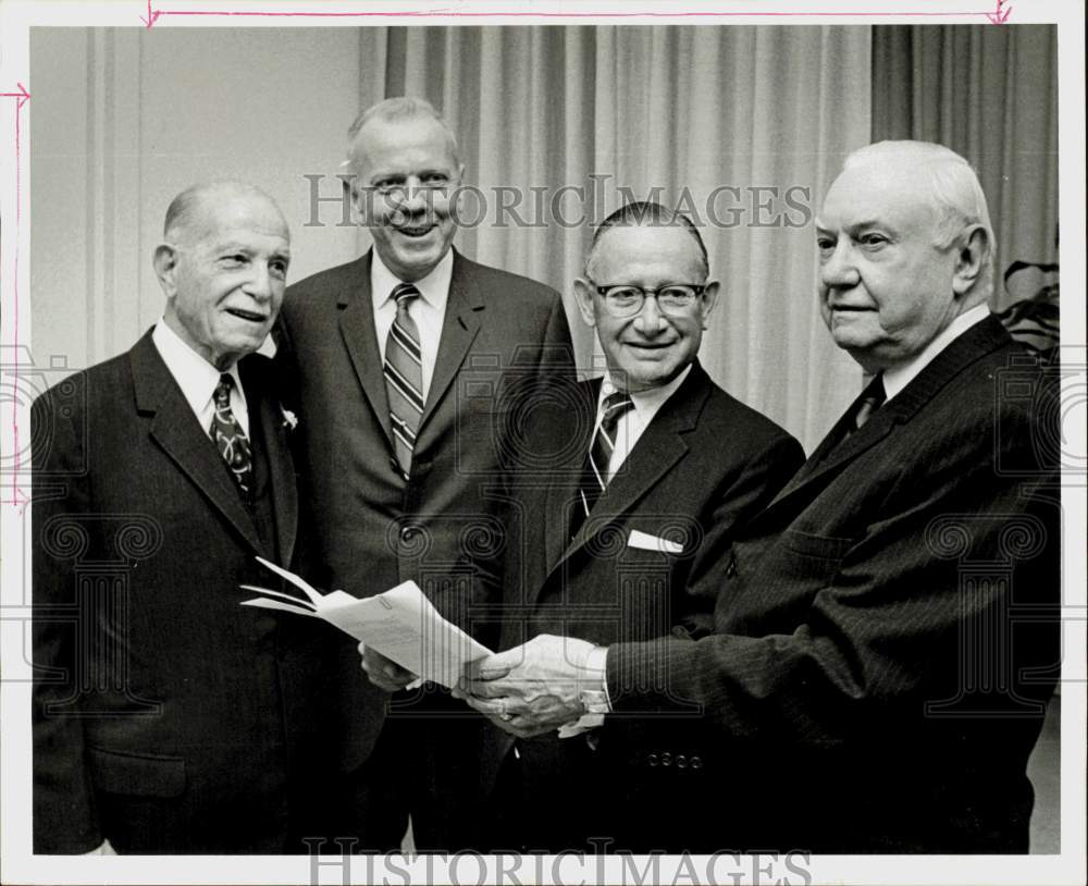 1969 Press Photo Maurice Hirsch meets with Houston Symphony Society officers.- Historic Images