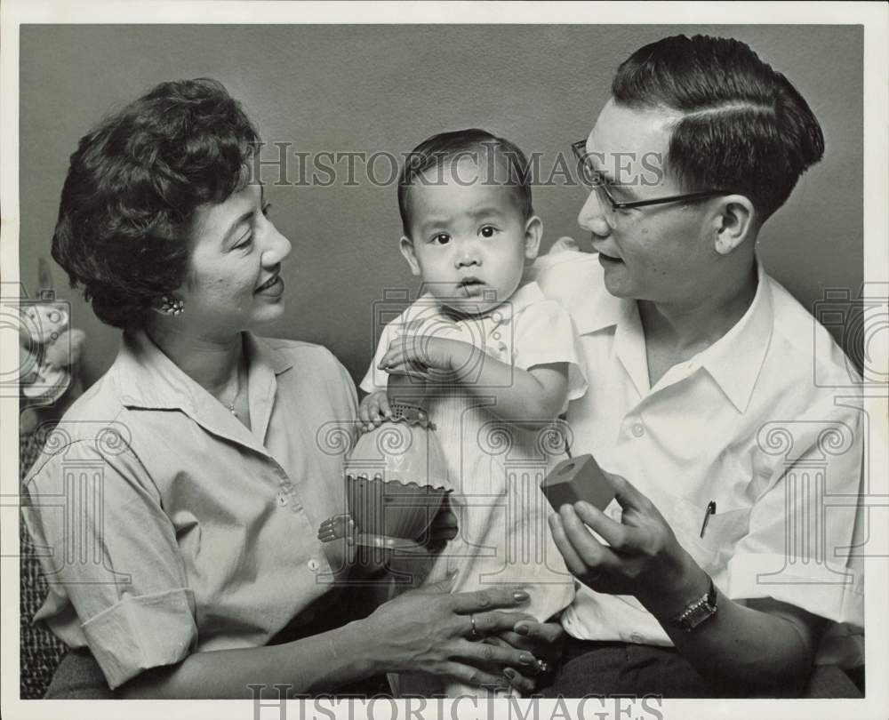 1959 Press Photo Joyce, Stephen Albert and Beck Gee family. - hpa98120- Historic Images