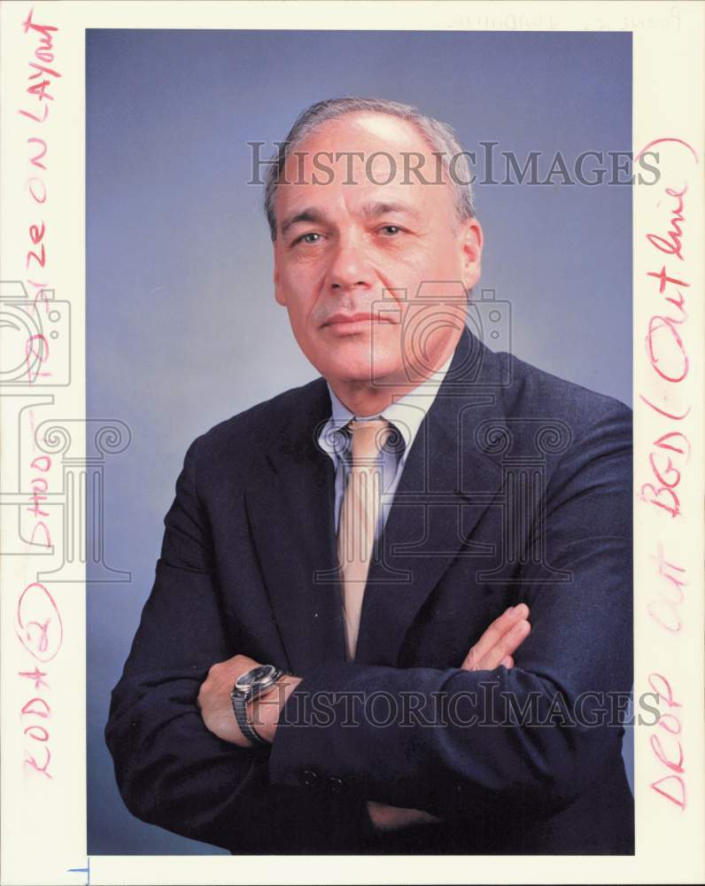 1990 Press Photo Vladimir Posner, Soviet commentator - hpb00254- Historic Images