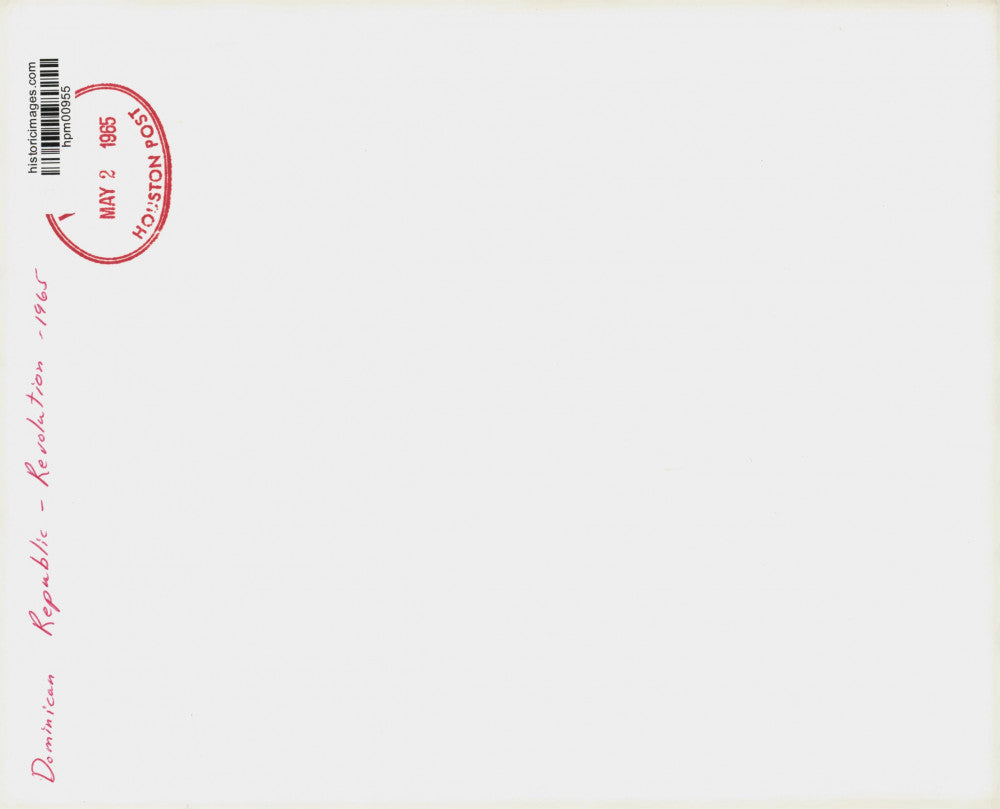 1965 Press Photo Marines patrol Santo Domingo from armored vehicle. - hpm00955