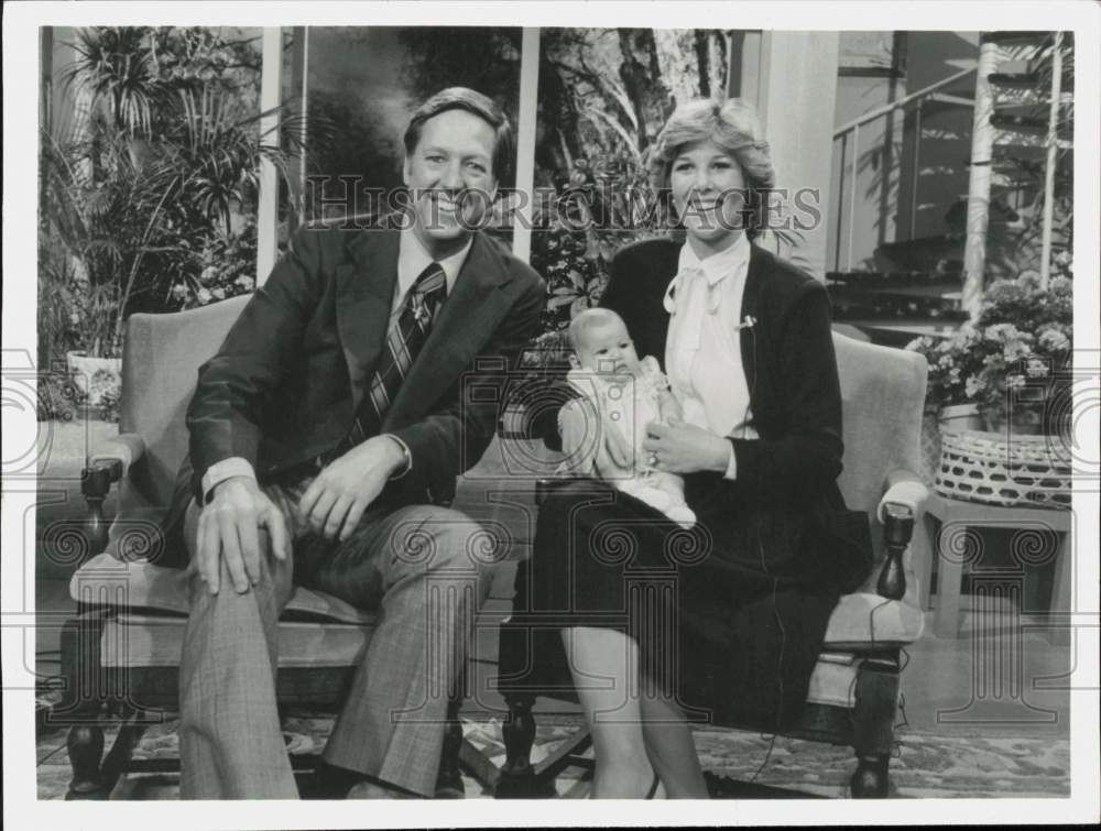 1990 Press Photo Joan Lunden and David Hartman host &quot;Good Morning America.&quot;- Historic Images