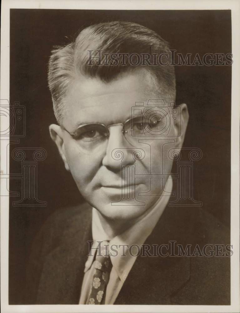 1952 Press Photo Gunnar Back hosts &quot;Crossfire,&quot; TV series. - hpp04958- Historic Images