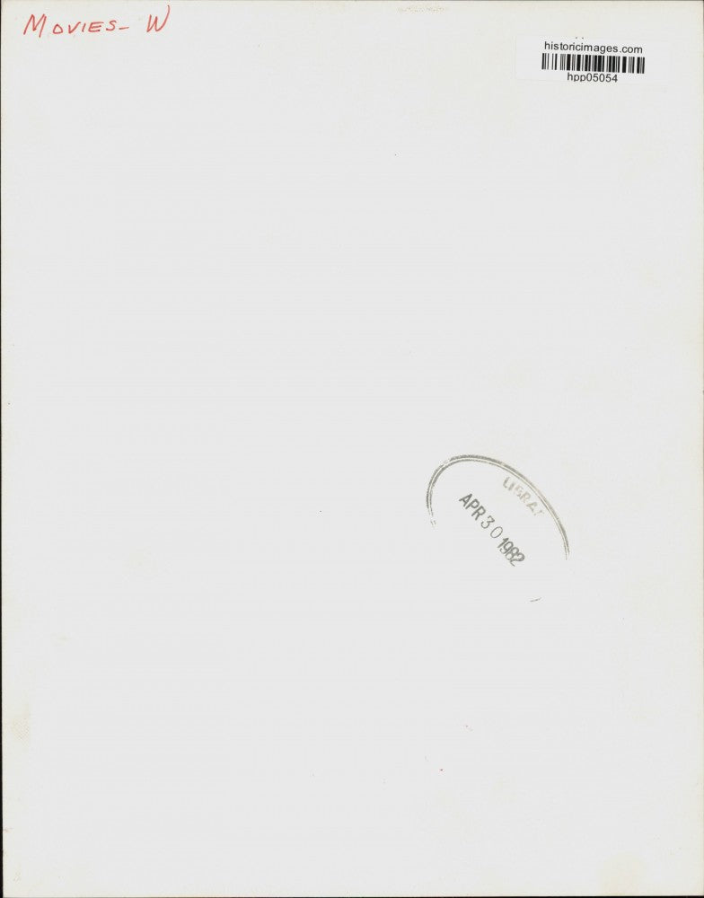 1982 Press Photo Men with Boombox on Beach in "Waitress!" Movie Scene