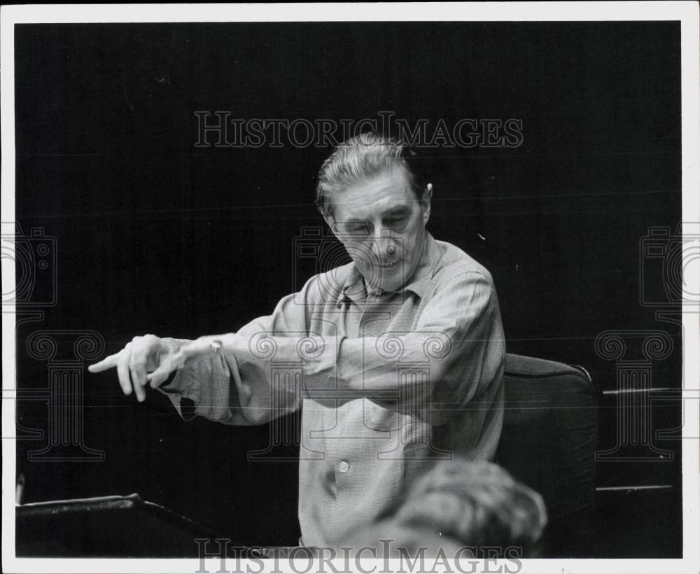 1963 Press Photo Sir John Barbirolli, Symphony Conductor - hpp05332- Historic Images