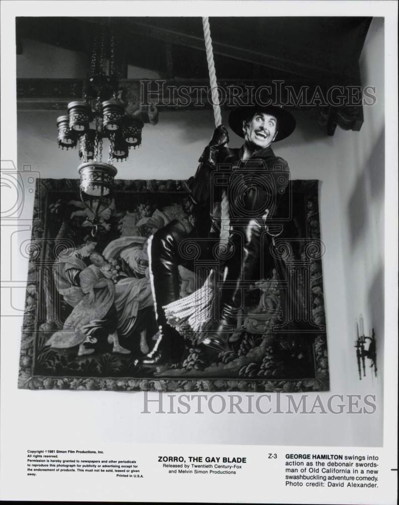 1981 Press Photo Actor George Hamilton in &quot;Zorro, The Gay Blade&quot; Movie- Historic Images