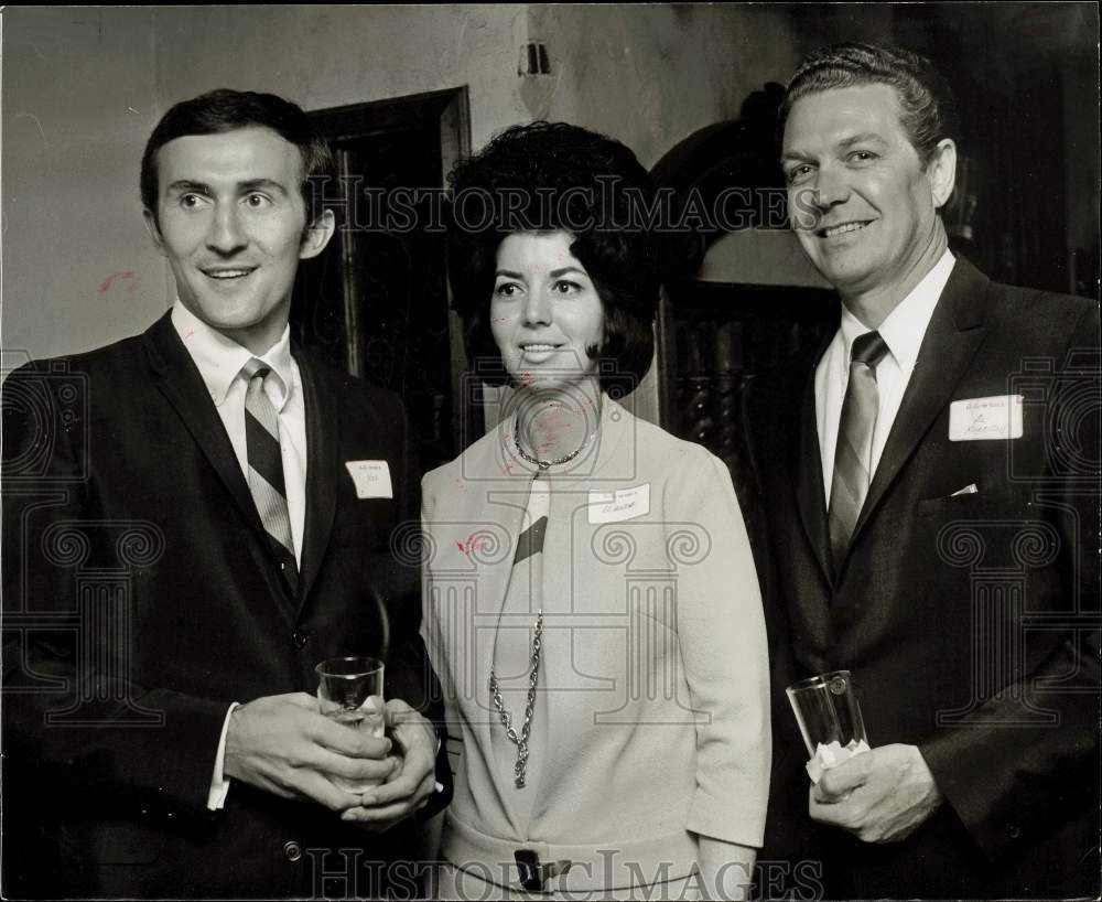 1968 Press Photo Ned Bosnick, Wanda Noah, Al Morrison at Jet World Party- Historic Images