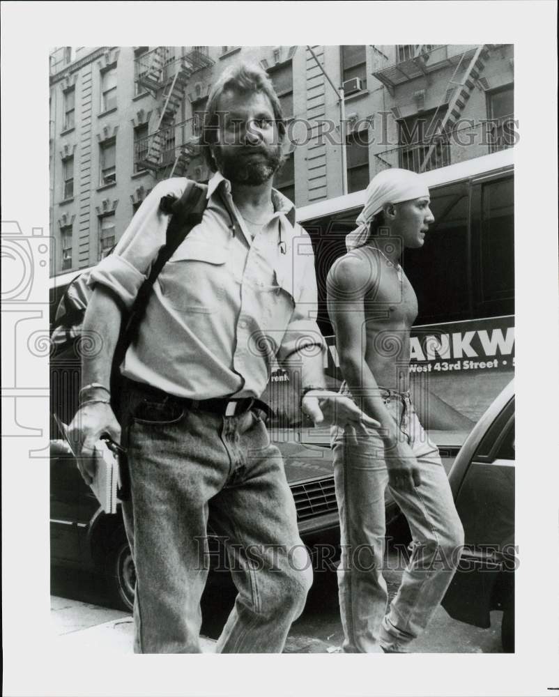 1988 Press Photo Rafael Abramovitz, Reporter-Anchor for Fox&#39;s &quot;The Reporters&quot;- Historic Images