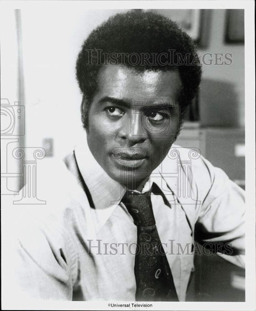 Press Photo Actor Terry Carter, Star of &quot;McCloud&quot; &amp; &quot;Battlestar Galactica&quot;- Historic Images