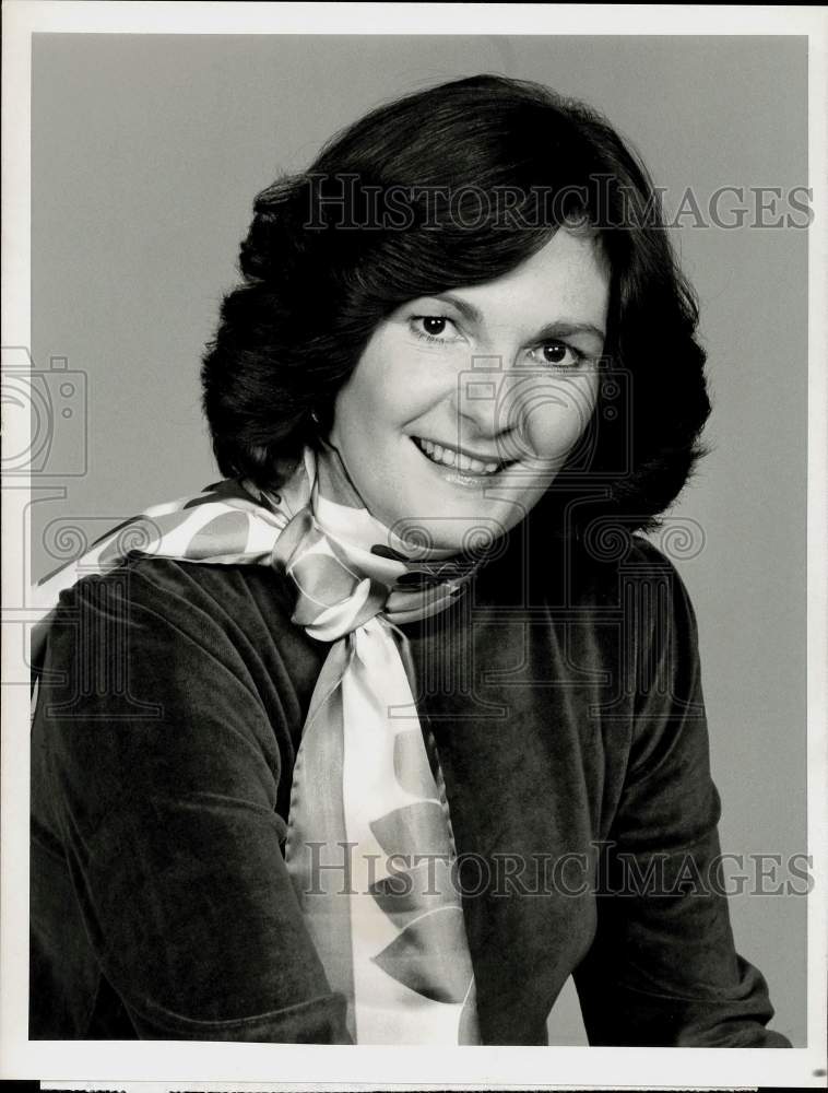 1980 Press Photo CBS News Correspondent Betty Ann Bowser - hpp08926- Historic Images