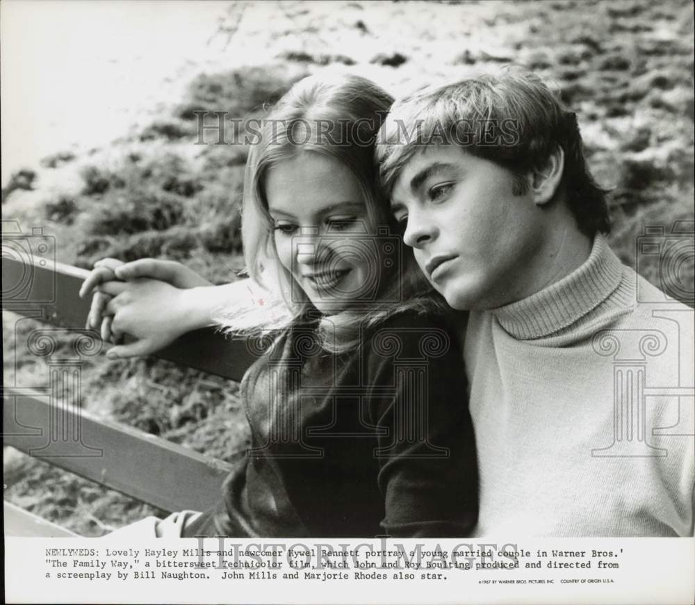 1967 Press Photo Hayley Mills and Hywel Bennett star in &quot;The Family Way.&quot;- Historic Images