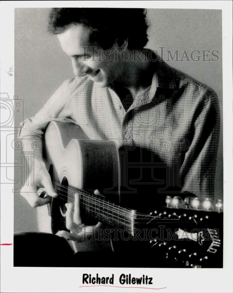 1991 Press Photo Richard Gilewitz plays the guitar - hpp12261- Historic Images