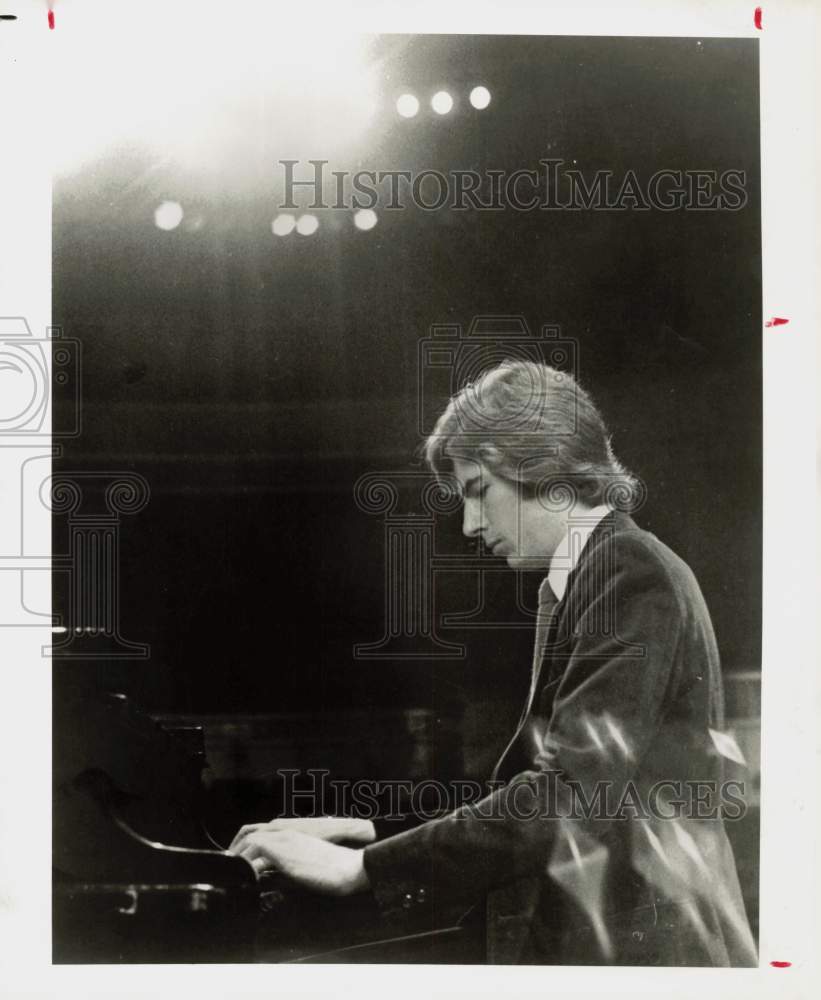 1970 Press Photo Pianist Jean-Philippe Collard - hpp13437- Historic Images