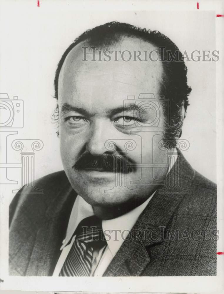 1981 Press Photo William Conrad featured on CBS All American Thanksgiving Parade