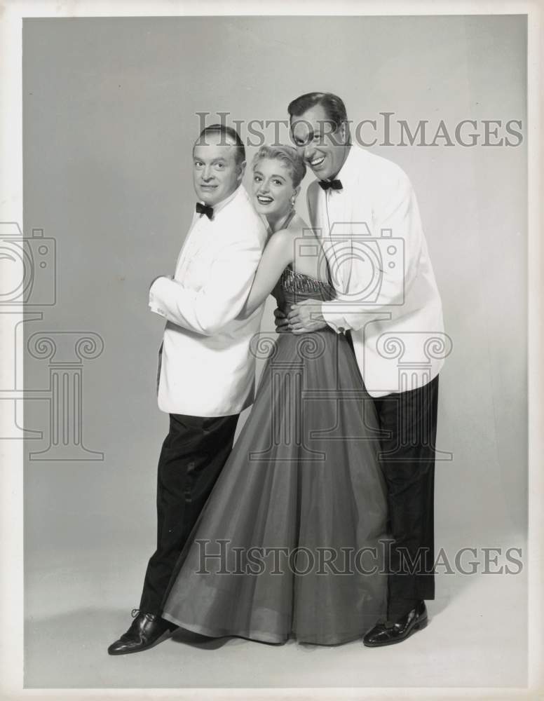 1958 Press Photo Anna Maria Alberghetti, Bob Hope, Colleague on TV Special- Historic Images