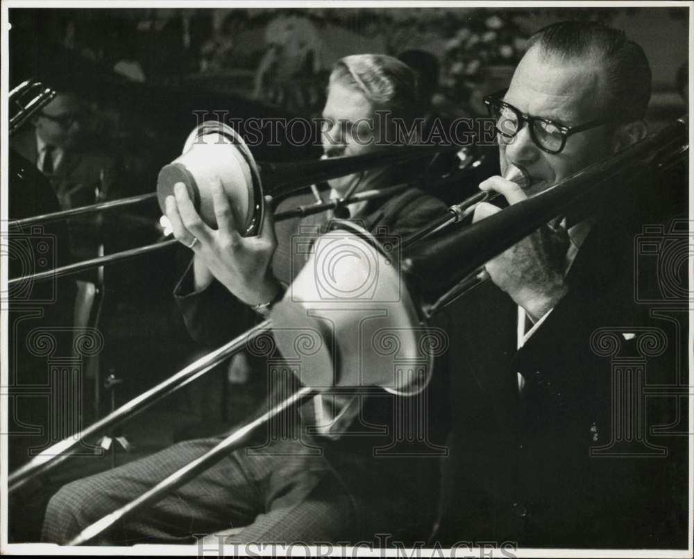 1962 Press Photo Al Lube and Cotton Davidson, musicians. - hpp14486- Historic Images