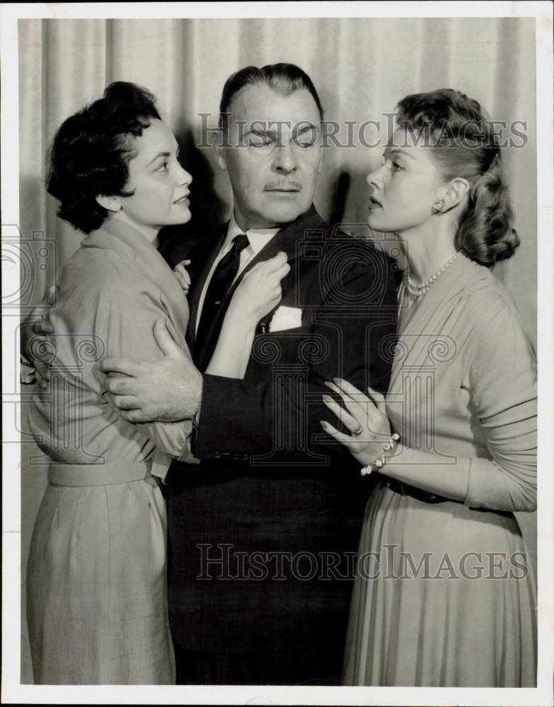 1956 Press Photo Brian Donlevy, Toni Gerry and Angela Green on NBC TV show.- Historic Images