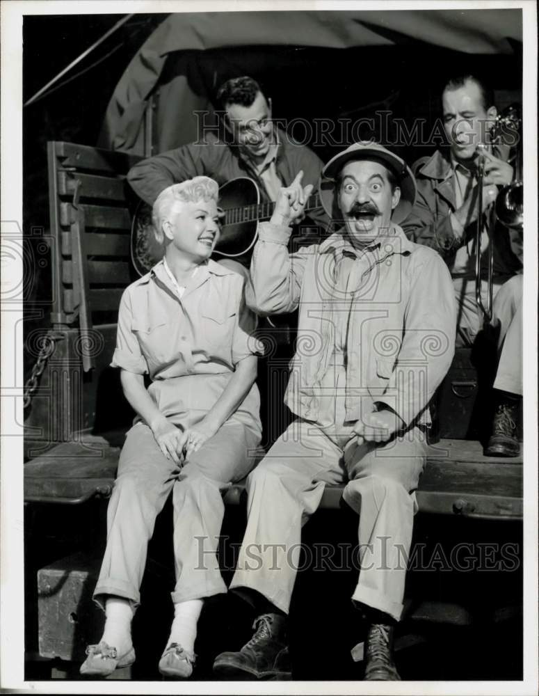 1959 Press Photo Jerry Colonna, American comedian, actor, singer and musician.- Historic Images