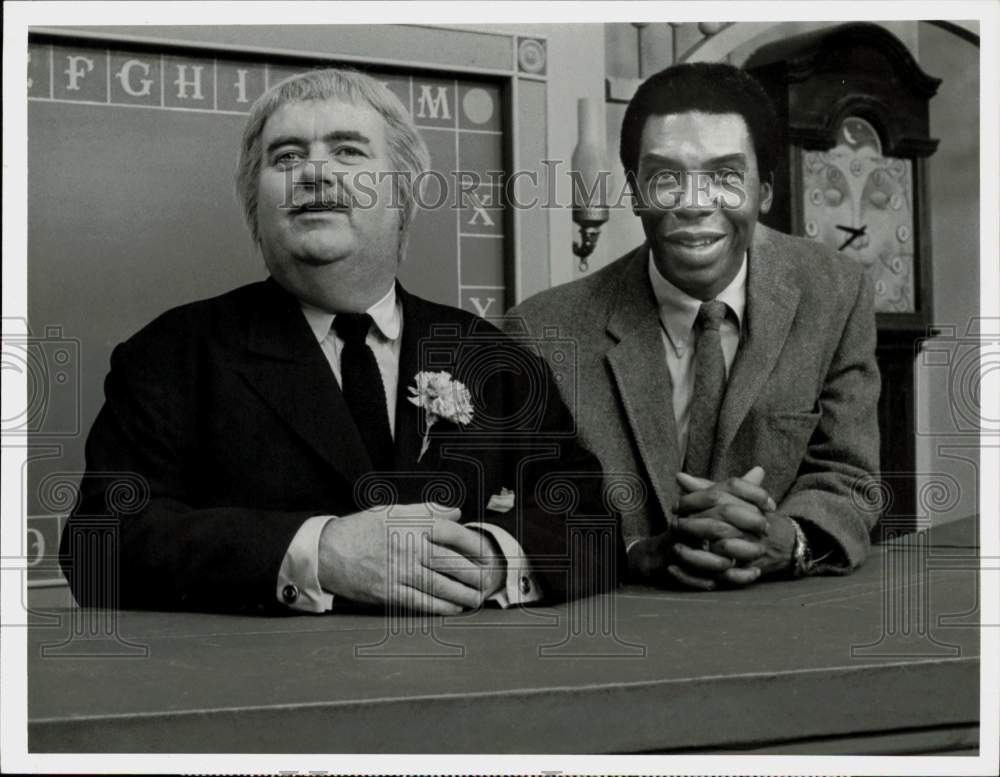 1970 Press Photo Bob Keeshan and James Wall on &quot;Captain Kangaroo,&quot; on CBS.- Historic Images