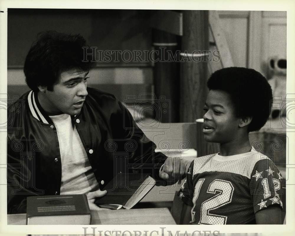 1979 Press Photo Barry Diamond, Todd Bridges on &quot;Diff&#39;rent Strokes&quot; - hpp21590- Historic Images