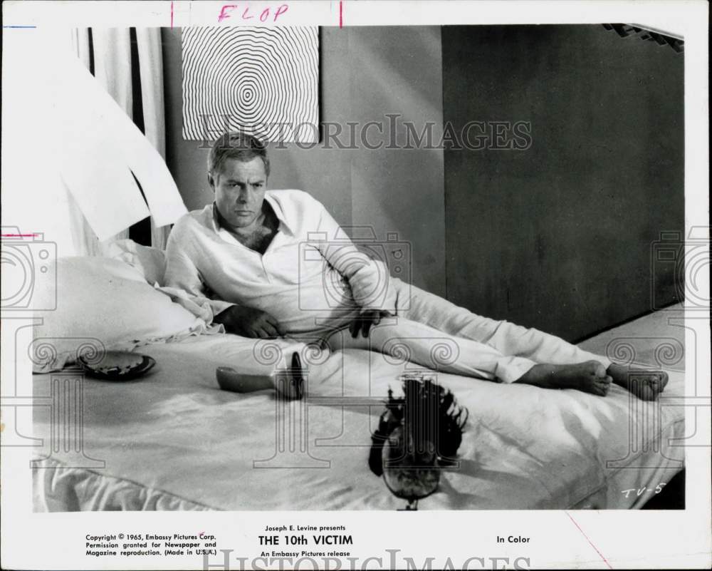 1965 Press Photo Actor Marcello Mastroianni in &quot;The 10th Victim&quot; - hpp21652- Historic Images