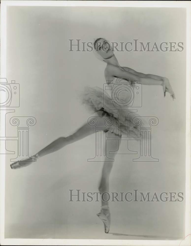 1963 Press Photo Ballerina Toni Lander Stars in &quot;Grand Pas-Glazounov&quot;- Historic Images