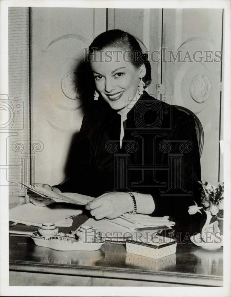 1955 Press Photo Actress Faye Emerson - hpp22986- Historic Images