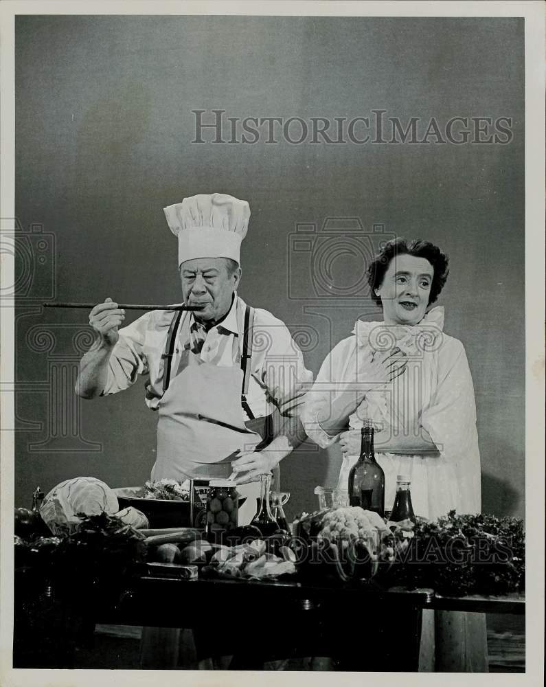 1957 Press Photo Bert Lahr &amp; Mildred Natwick in &quot;Kraft Theatre&quot; - hpp23879- Historic Images