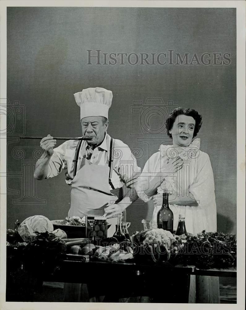 1957 Press Photo Bert Lahr & Mildred Natwick in "Kraft Theatre" - hpp23879- Historic Images