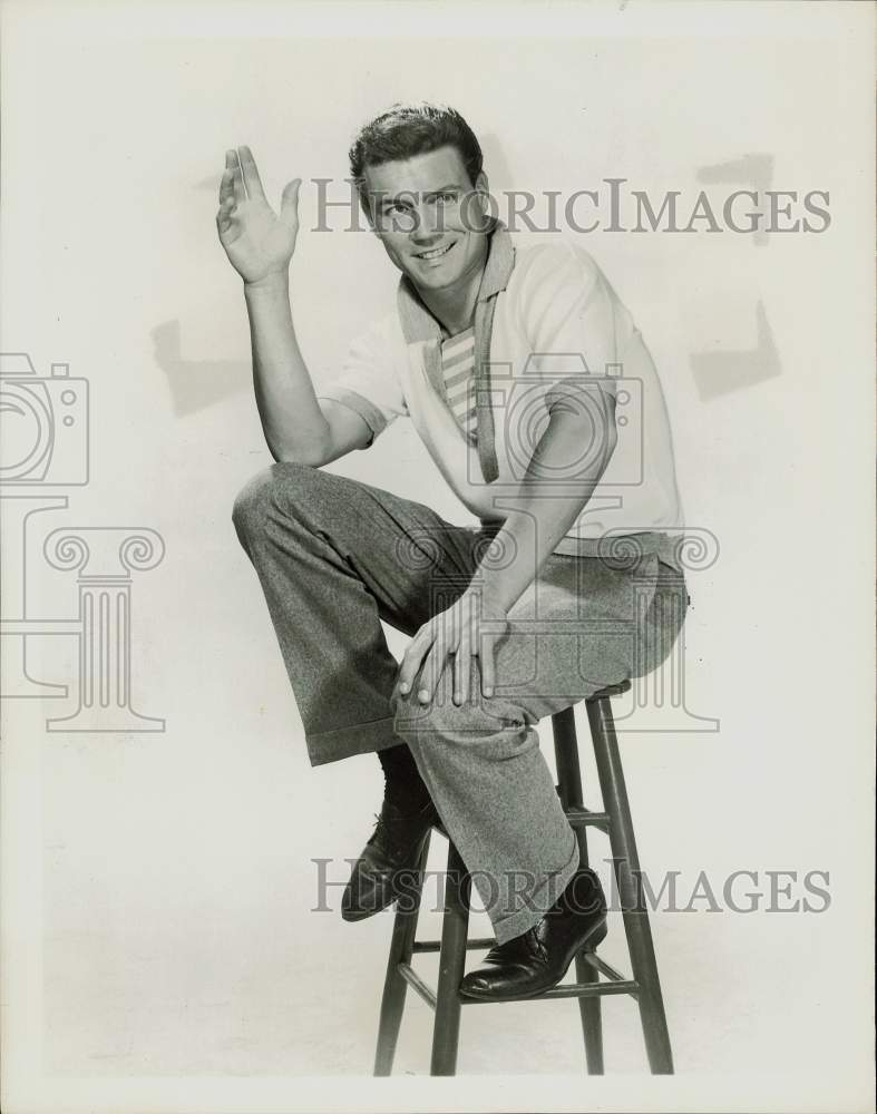 1959 Press Photo Actor Roger Smith on &quot;77 Sunset Strip&quot; - hpp24408- Historic Images