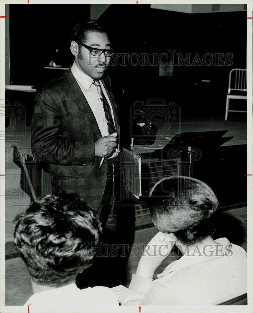 1969 Press Photo Conductor Paul Freeman - hpp24646- Historic Images