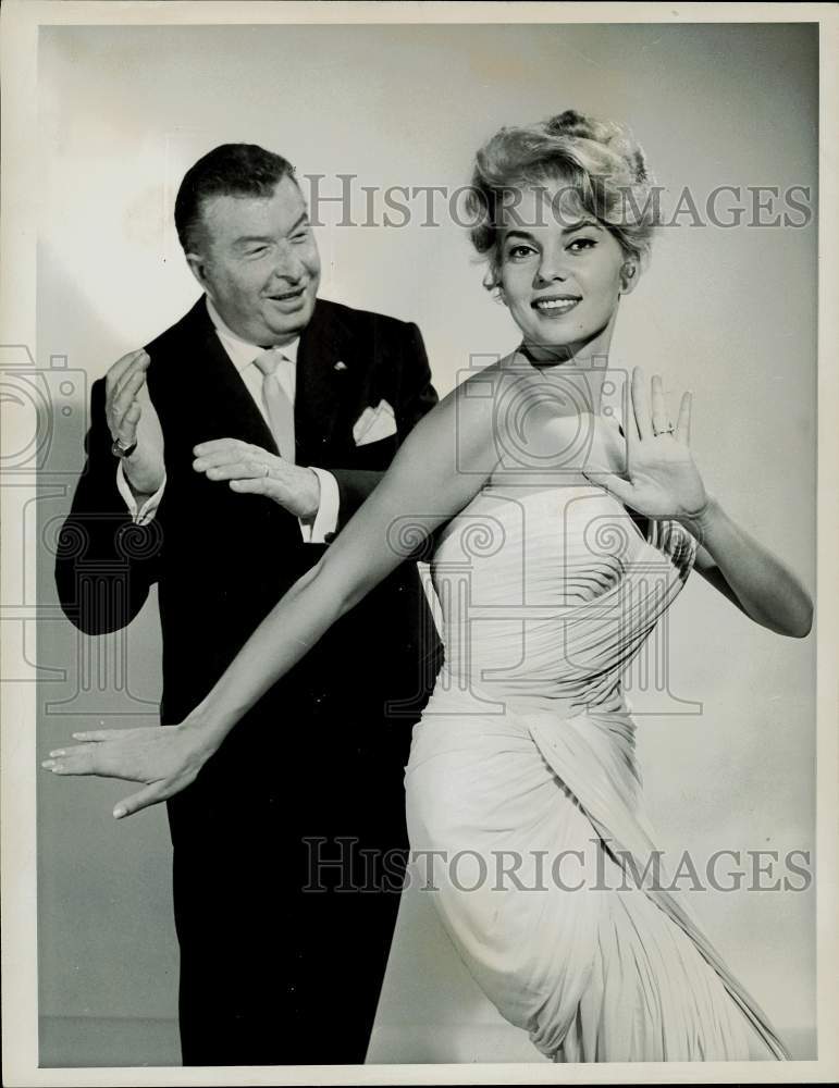 1959 Press Photo Xavier Cugat &amp; Abbe Lane in &quot;The Louis Jourdan Timex Special&quot;- Historic Images