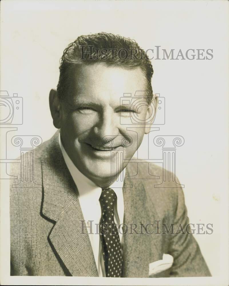 1959 Press Photo Comedian George J. Riley - hpp25064 - Historic Images