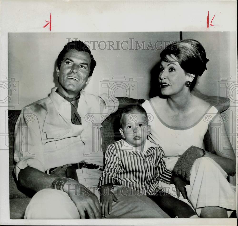 1960 Press Photo Actor Fernando Lamas, Wife, Actress Arlene Dahl, &amp; Son Lorenzo- Historic Images