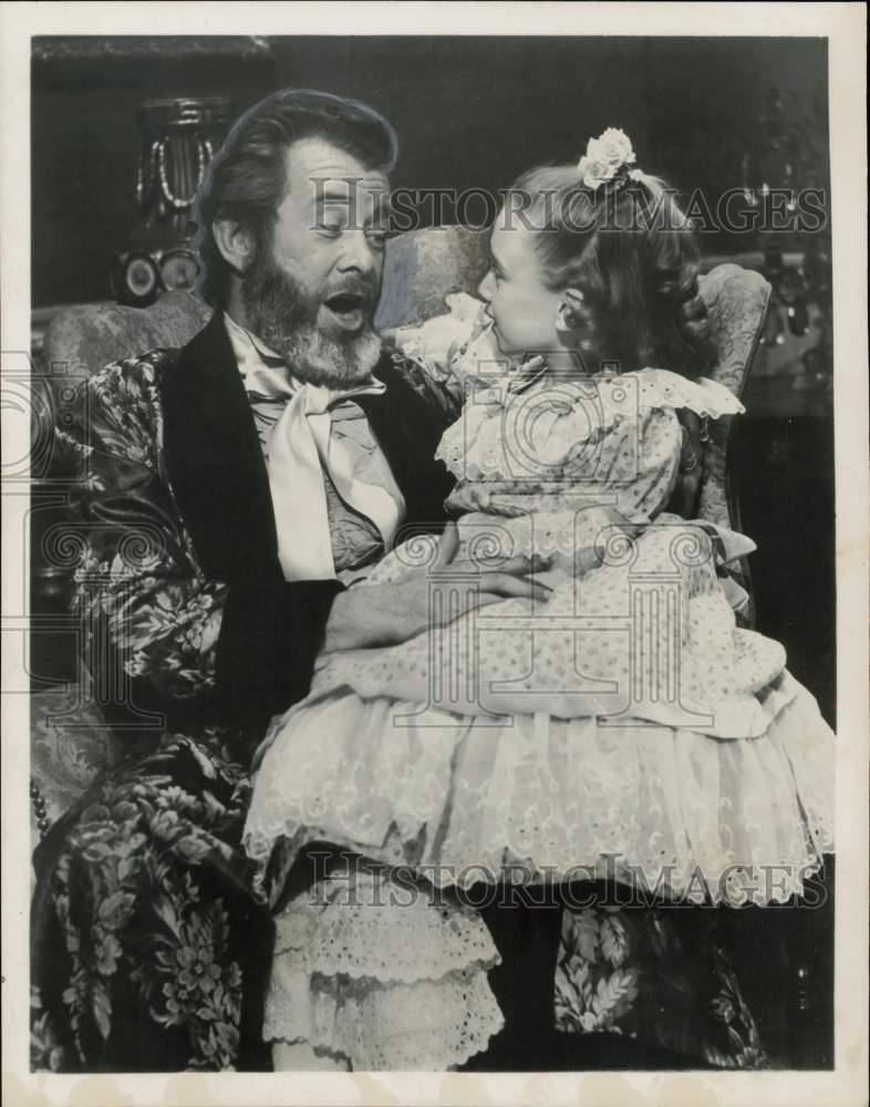 1960 Press Photo Bruce MacKay and Patty Lee star in &quot;Sounds of Home.&quot;- Historic Images