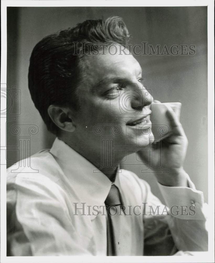 1957 Press Photo Singer Guy Mitchell in the &quot;Guy Mitchell Show&quot; - hpp26281- Historic Images