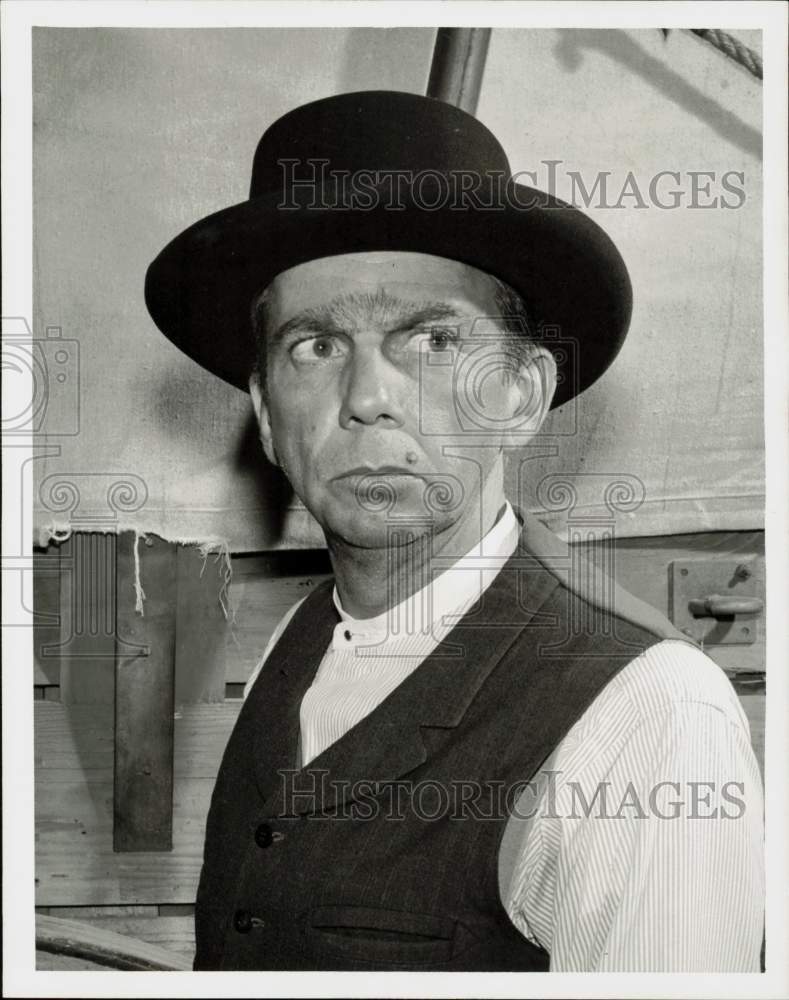 1962 Press Photo Henry Jones stars in episode of &quot;Wagon Train.&quot; - hpp26974- Historic Images