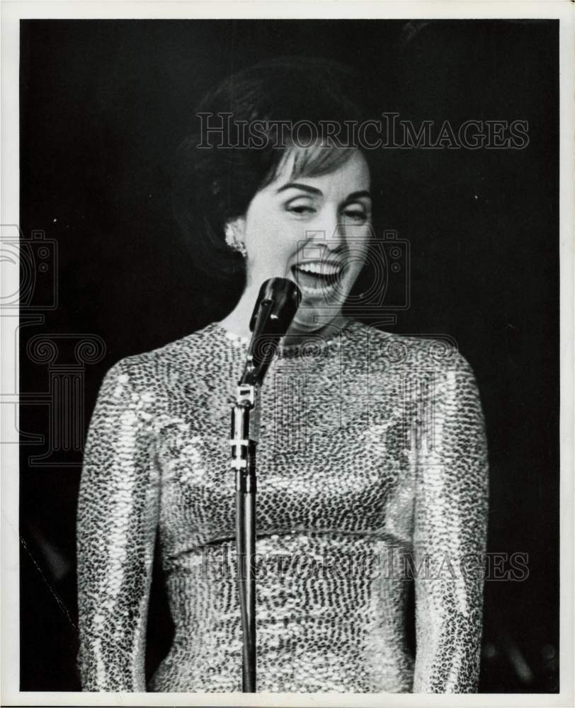 1962 Press Photo Singer Marguerite Piazza - hpp27550- Historic Images