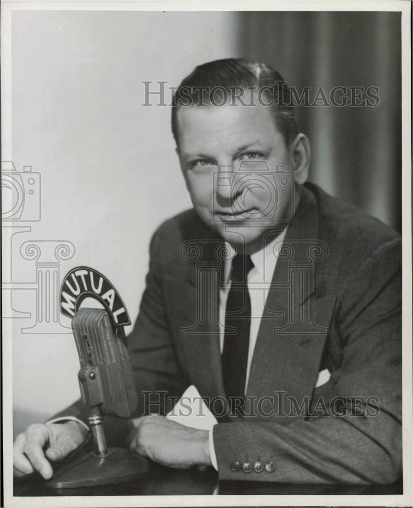 1961 Press Photo Fulton Lewis Jr., Radio News Commentator for Mutual - hpp27846- Historic Images