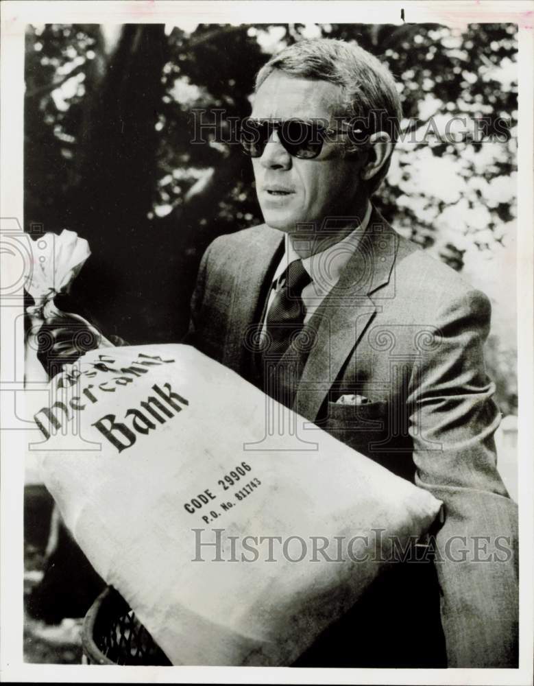 1972 Press Photo Actor Steve McQueen in &quot;The Thomas Crown Affair&quot; - hpp28226- Historic Images