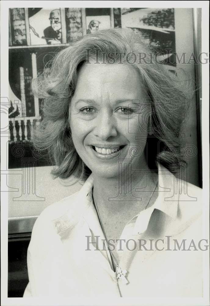 1986 Press Photo Actress Polly Holliday at 46th Street Theater on Broadway- Historic Images