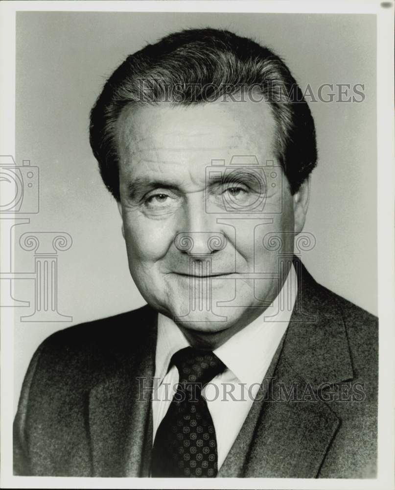 1993 Press Photo Actor Patrick Macnee in &quot;Empire&quot; TV Series - hpp29014- Historic Images